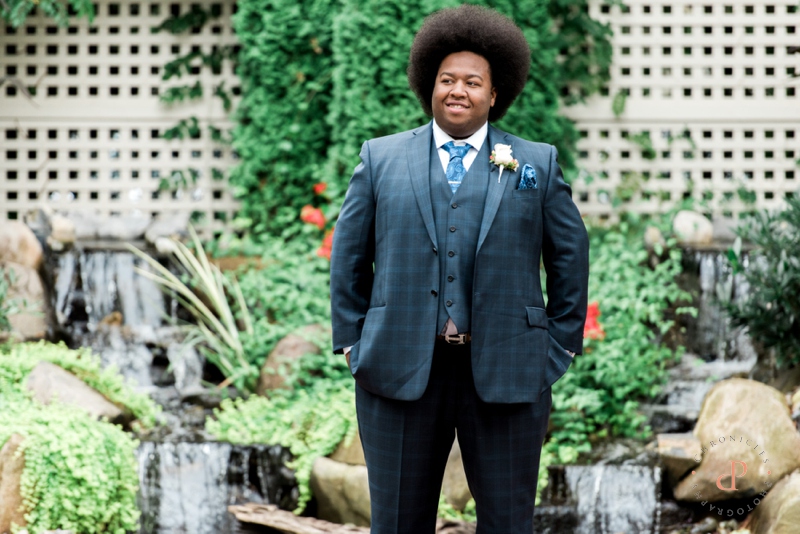 Groom with Large Afro | Questlove | www.chroniclesphotography.com