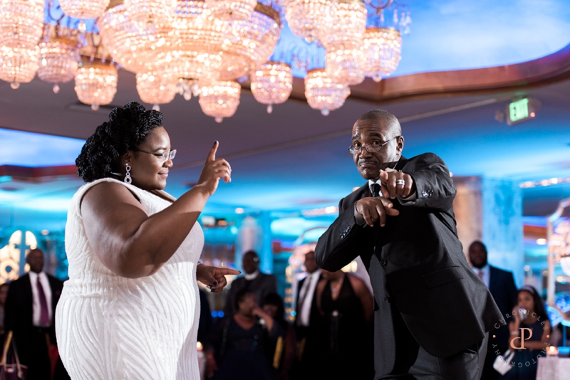 Bride and Groom Dancing | www.chroniclesphotography.com